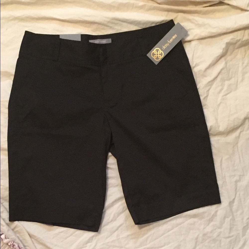 NWT Daisy Fuentes Bermuda Shorts
